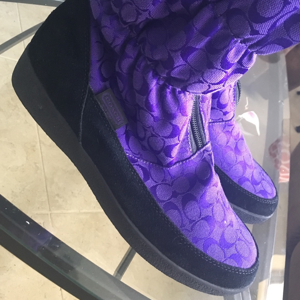 Purple Winter Fur-Trim Women's Boots - Picture 2 of 4